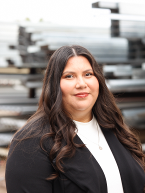 Rosa Plata headshot